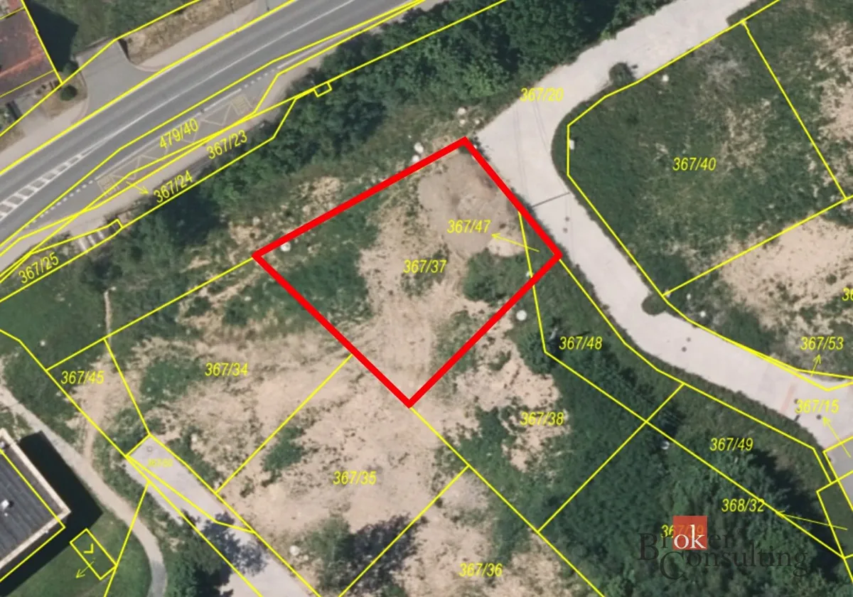 Prodej stavebního pozemku 661 m²